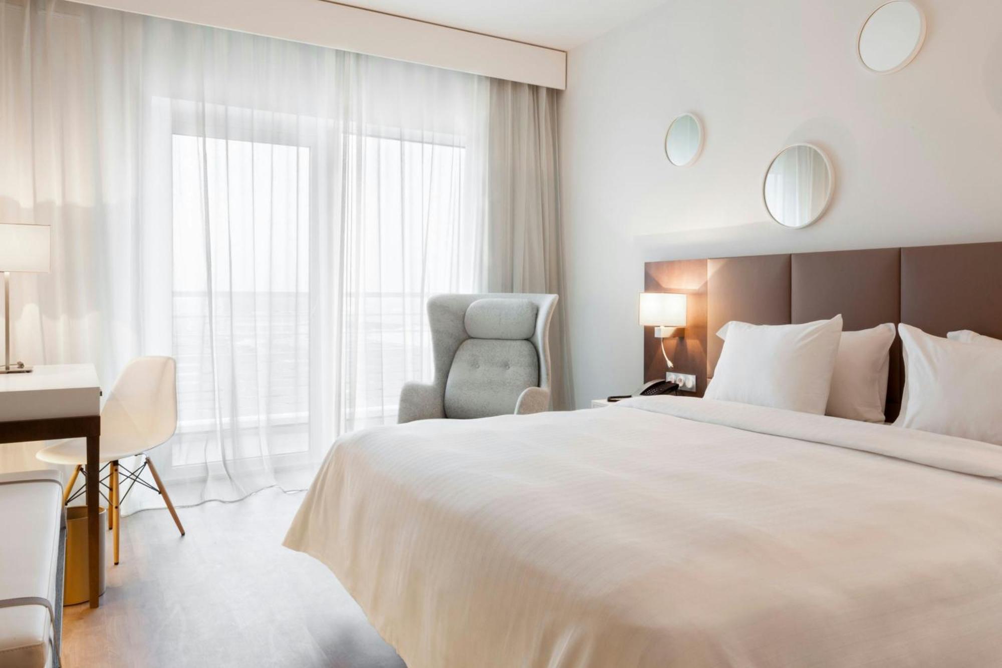 เอซี โฮเต็ล บาย แมริออท ปารีส บูร์เกต์ แอร์พอร์ต Hotel Dugny ภายนอก รูปภาพ